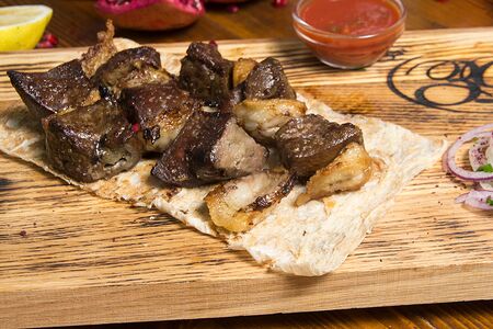 Баранья печень с курдюком