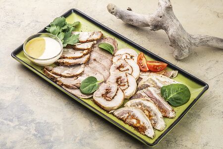 Мясная тарелка 