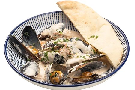 Мидии в сливочном соусе