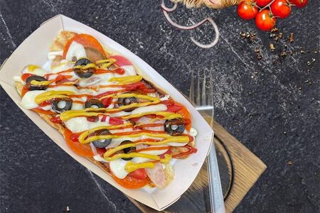 Хот-дог на вилке Пепперони