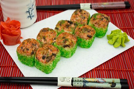 Запеченный ролл с угрем