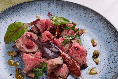 Ростбиф из говядины Вителло тонато