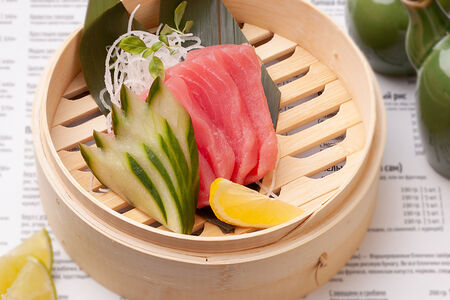 Магуру сашими