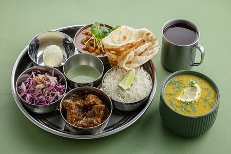 Лэмб тхали, суп дал, напиток