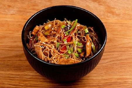 Фунчоза с курицей