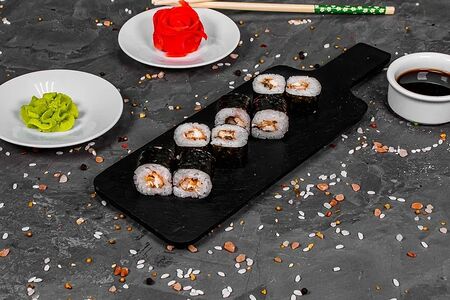 Мини-ролл с угрем