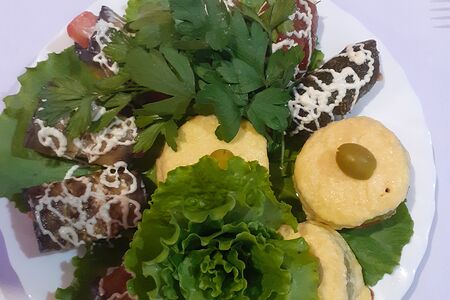 Рулетики из баклажанов