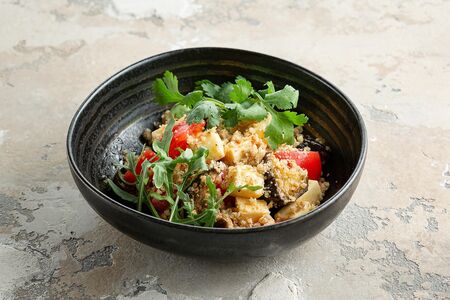 Салат с баклажанами и сыром сулугуни