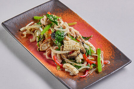 Морепродукты с овощами