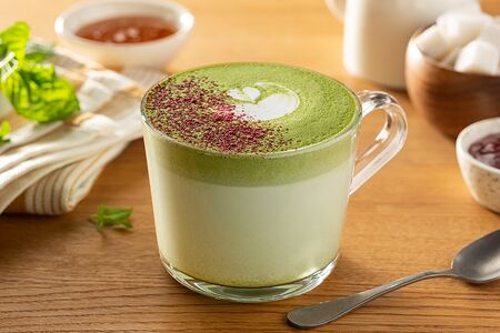 Матча черная смородина