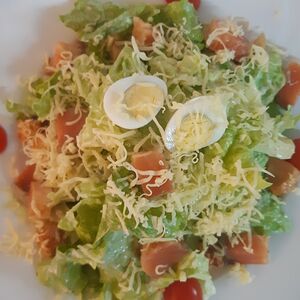 Салат Цезарь сёмга