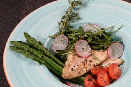 Печёная треска с брокколи