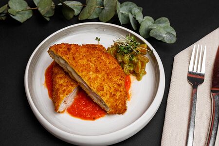 Кор Дон Блю с томатами Даттерини