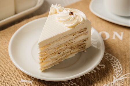 Торт Молочная девочка