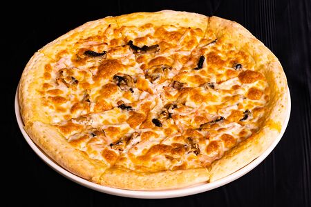 Пицца Ветчина и грибы