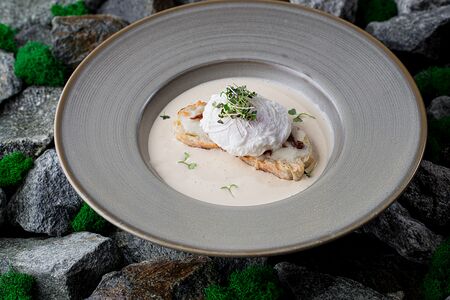 Луковый крем-суп с пармезаном