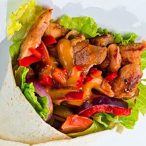 Донер карри в лаваше с курицей