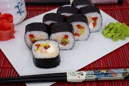 Ролл фирменный Динамит