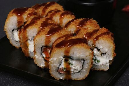 Темпура с лососем и зеленым луком