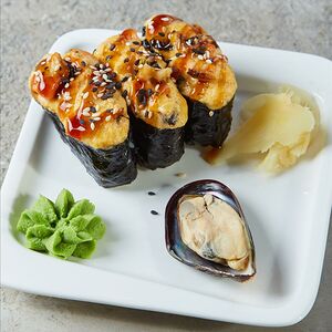 Суши запечённые с мидиями