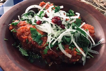 Люля-кебаб из говядины в соусе