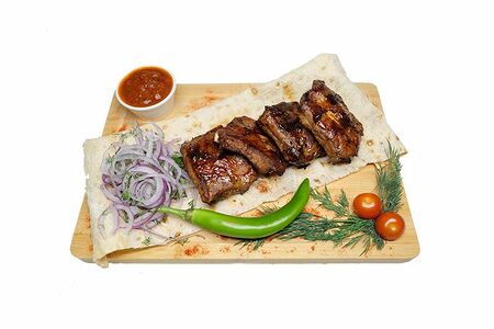 Свиные ребрышки на огне