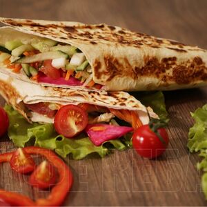 Шаверма в лаваше с овощами