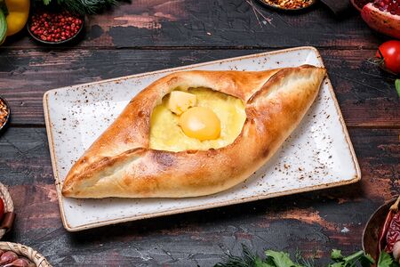 Хачапури по-аджарски