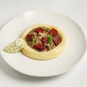 Бефстроганов с картофельным пюре