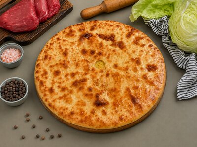 Осетинский пирог с мясом и капустой