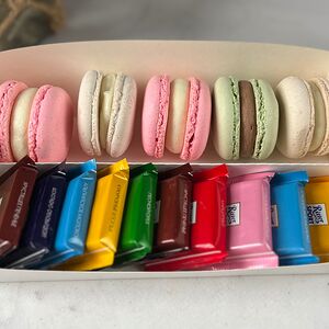 Набор Макарон и шоколадок