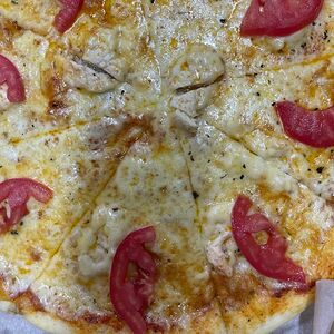 Пицца с курицей 