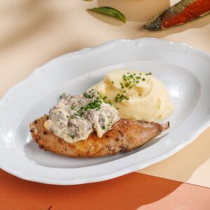 Кролик с картофельным пюре и сморчками 