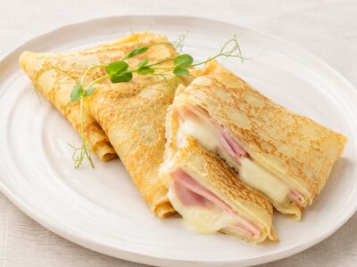 Блинчики с ветчиной с нежным сыром