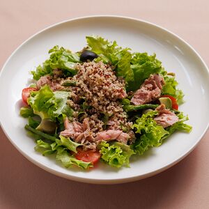 Салат с тунцом и спаржей