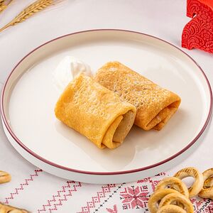 Блинчики с мясом и сметаной