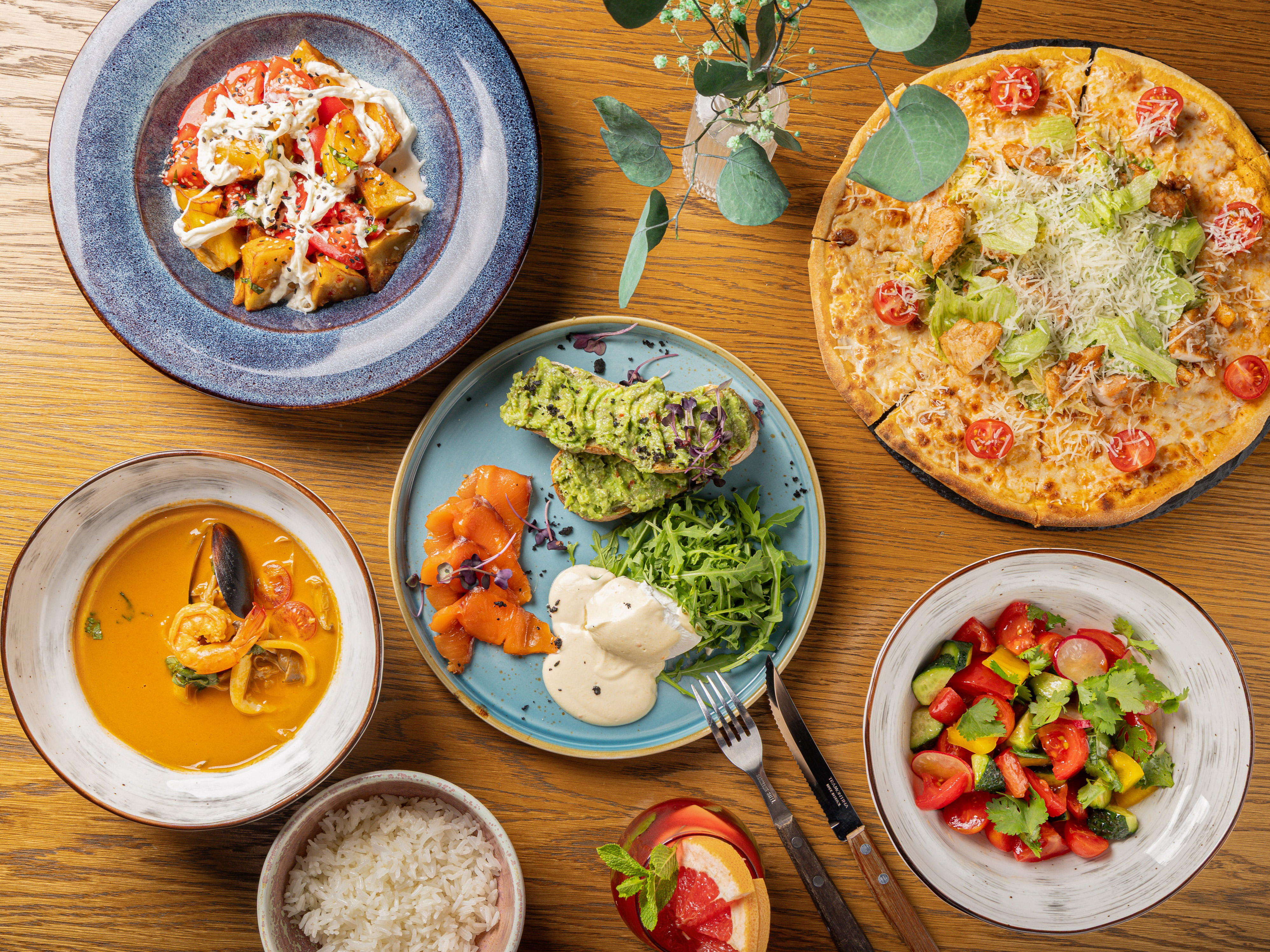 Ravioli cafe & bar 4.8 (2900+)65 – 75 минТоп ресторан−10% для васБесплатная доставка