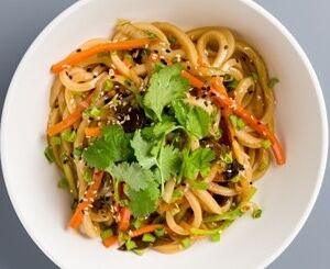 Я Жареный удон с овощами
