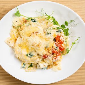Фарфалле с томатами черри и шпинатом