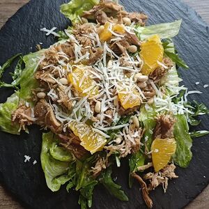 Теплый салат с уткой