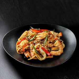 Удон с морепродуктами
