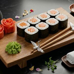 Ролл с лососем