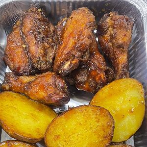 Крылышки куриные (7 шт.) с картофелем