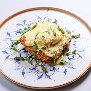 Blin с ветчиной и моцареллой в панировке