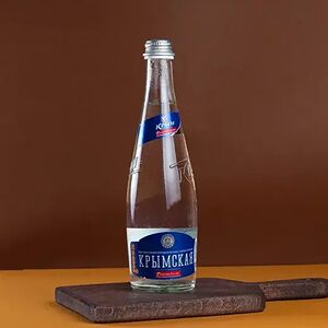 Вода без газа