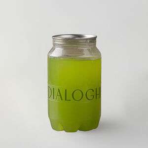 Fresh апельсин киви шпинат в баночках