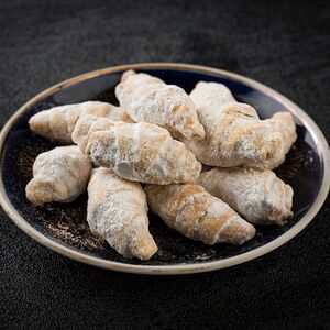 Рогалики с изюмом