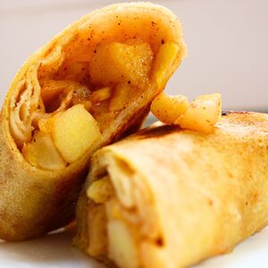 Блинчики сладкие с яблоком и корицей заморозка