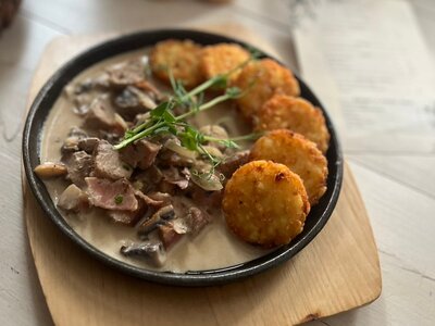Хашбраун с мясом и грибами