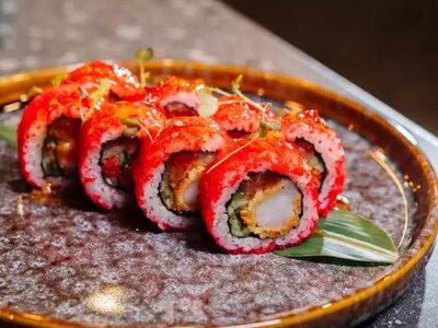 Калифорния с креветкой и форелью